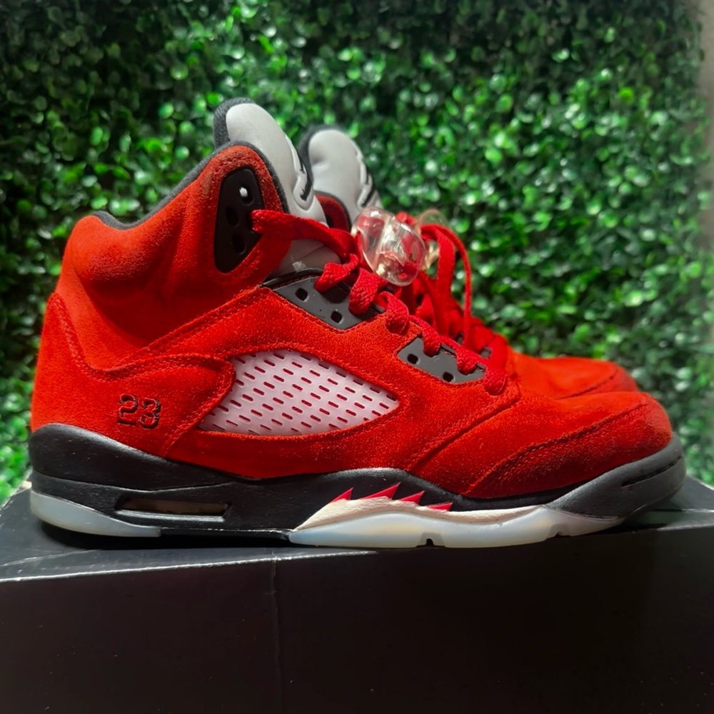 Air Jordan Retro 5 Raging Bull 2021